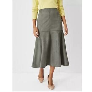 Ann Taylor Faux Suede Midi Skirt Green Women’s 6 NWT